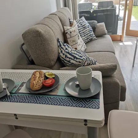 Sunny Cactus Garden 150m From Beach, Fast Fiber Wifi *