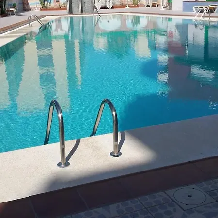 Apartment Sunny Cactus Garden 150m From Beach, Fast Fiber Wifi